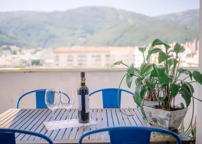 ゲストハウス Varandas House ロウザン